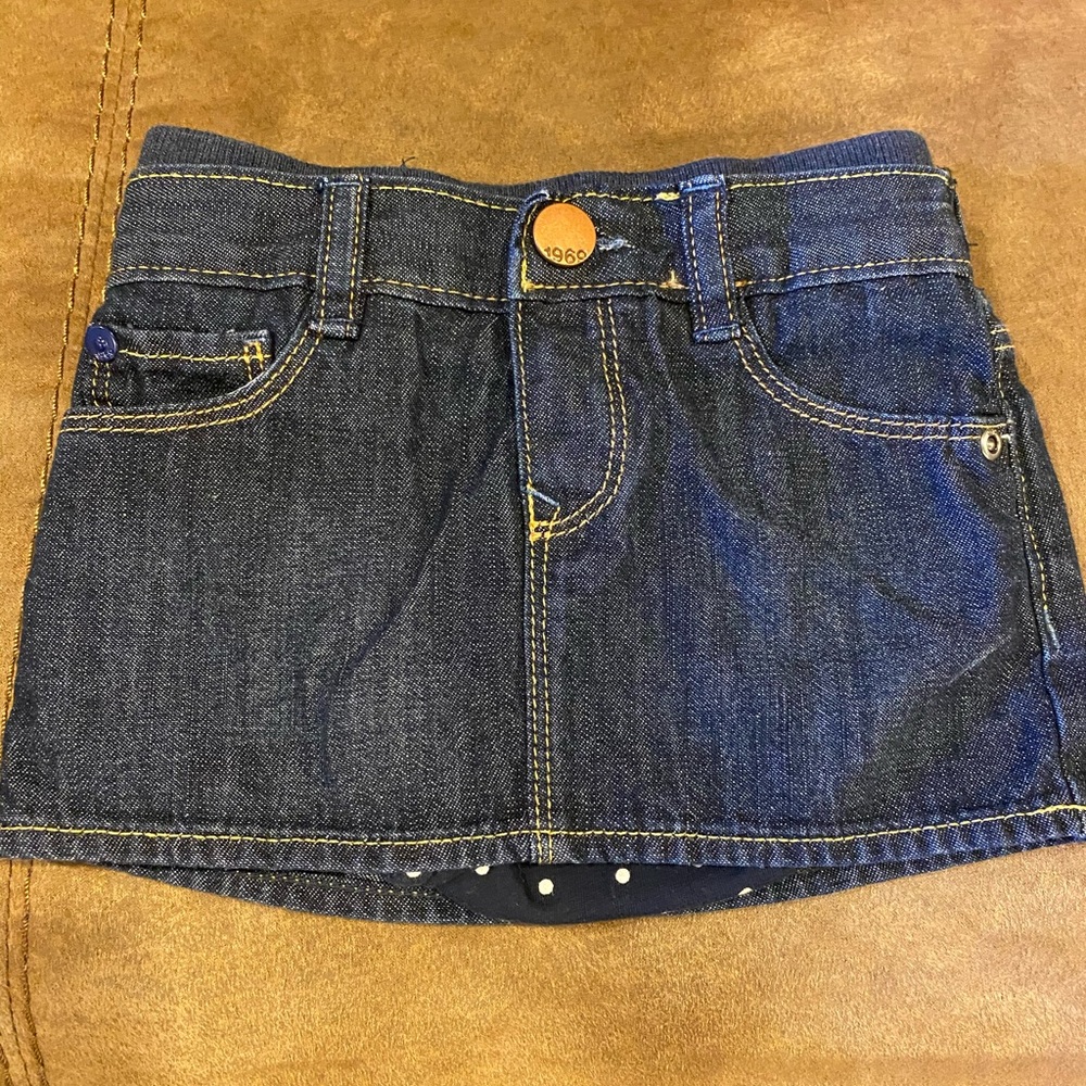 Baby Gap skirt with diaper cover size 6-12 months